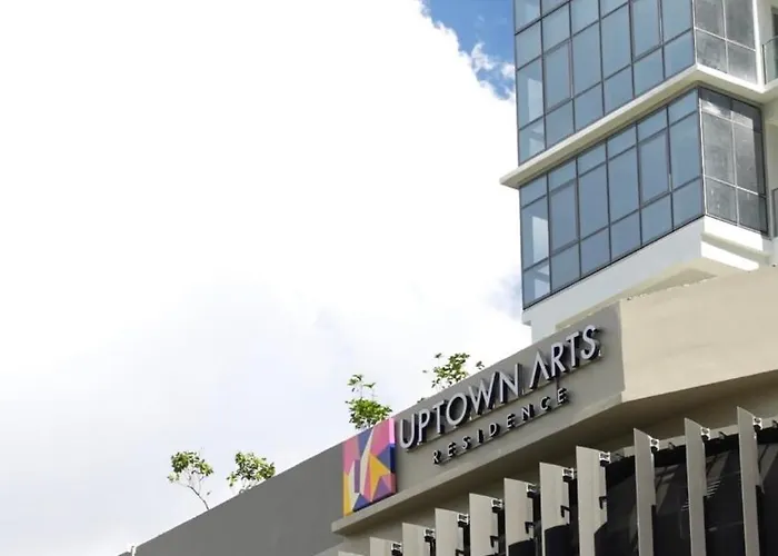 Apartahotel Uptown Bgc Views - Spacious 1br - Sofabed - Washer Manila