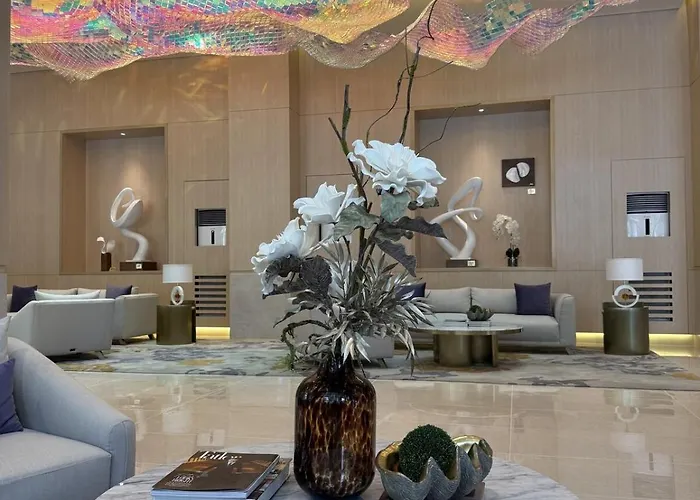 Uptown Bgc Views - Spacious 1br - Sofabed - Washer Apartahotel Manila