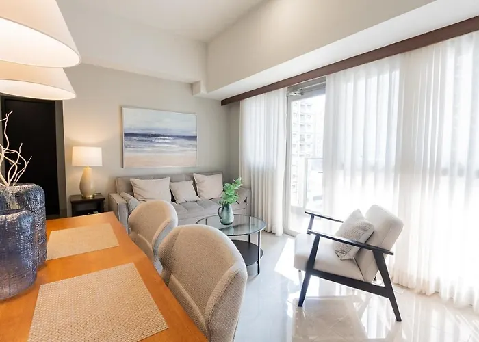 Uptown Bgc Views - Spacious 1br - Sofabed - Washer Apartahotel Manila